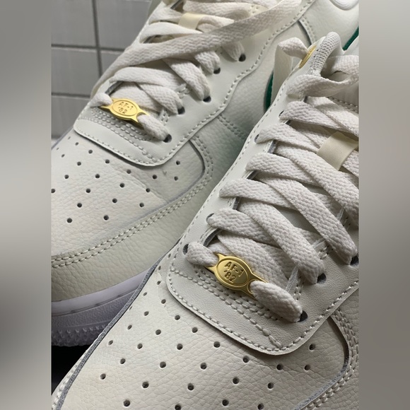 Nike Air Force 1 ‘07 green and gold men shoes - Picture 4 of 6